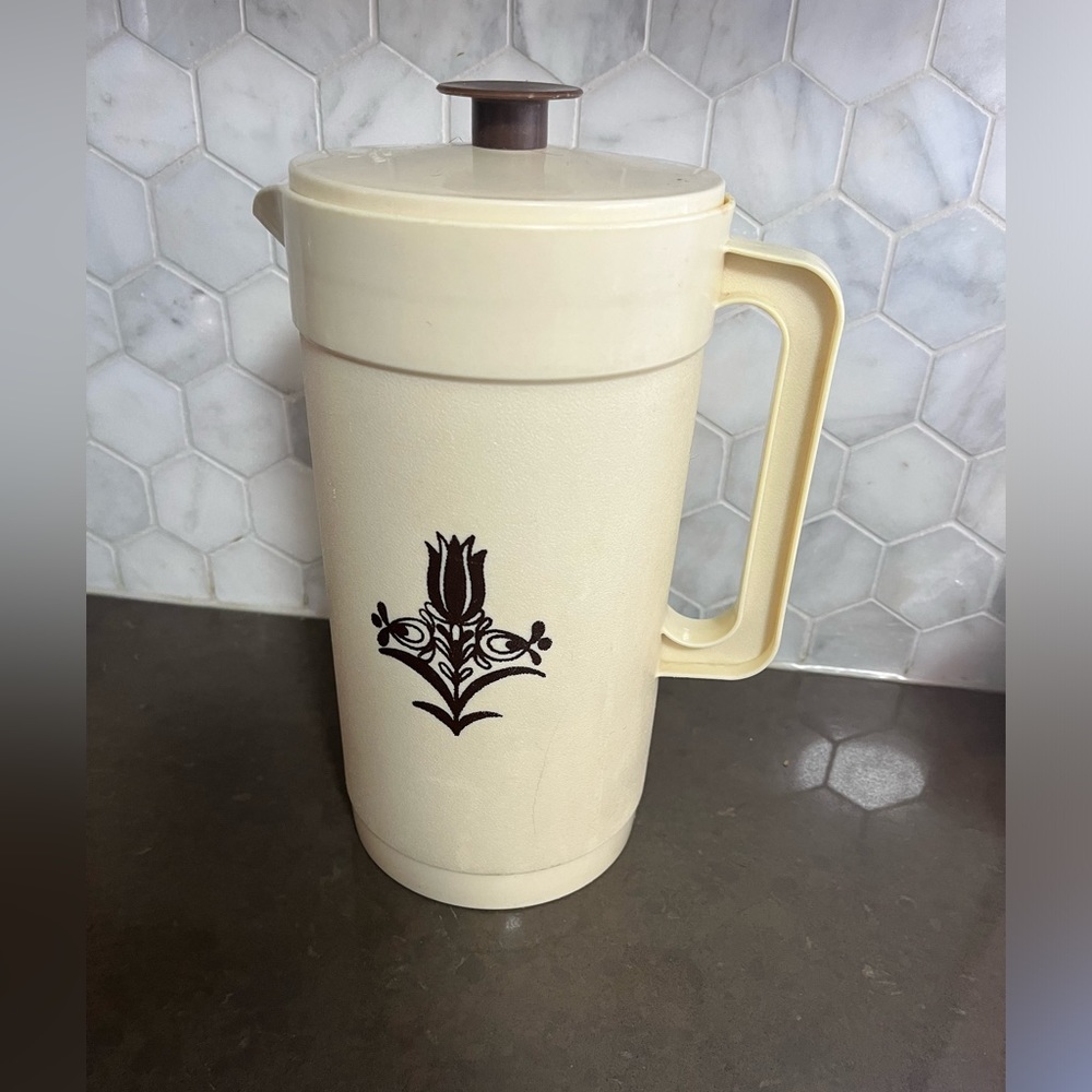 Rare 1970s-80s juice pitcher light brown plastic Crownware